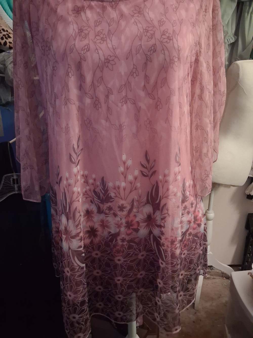 Sheer Pink Floral Overlay STRETCH Tunic,bodice lined,3/4 open sleeves,size is  M - Picture 2 of 10